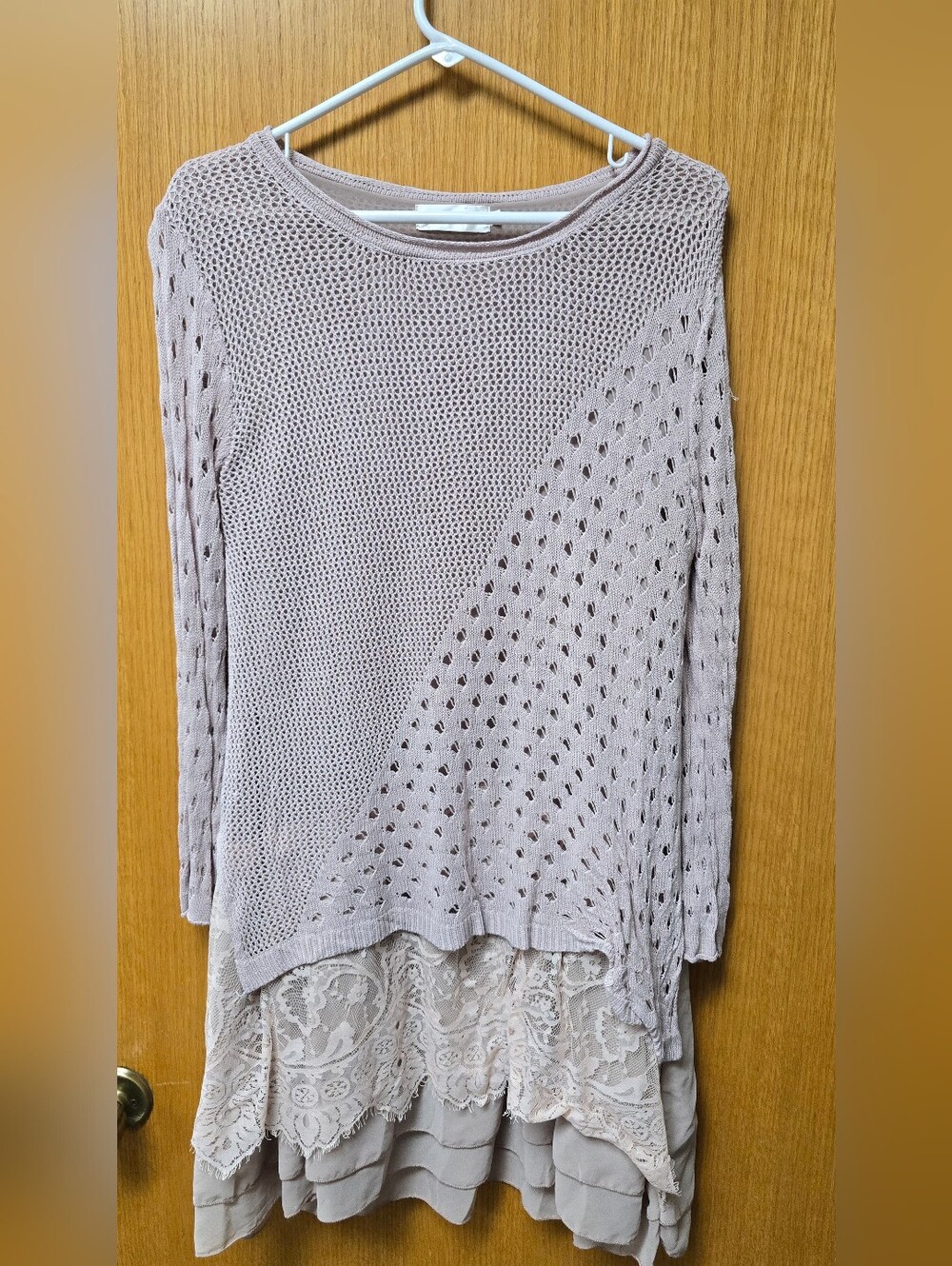 Light Mauve Open-Knit Sweater with Lace Hem